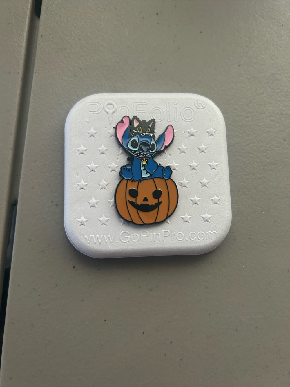 Stitch Halloween Pumpkin Enamel Pin - Blue & Orange